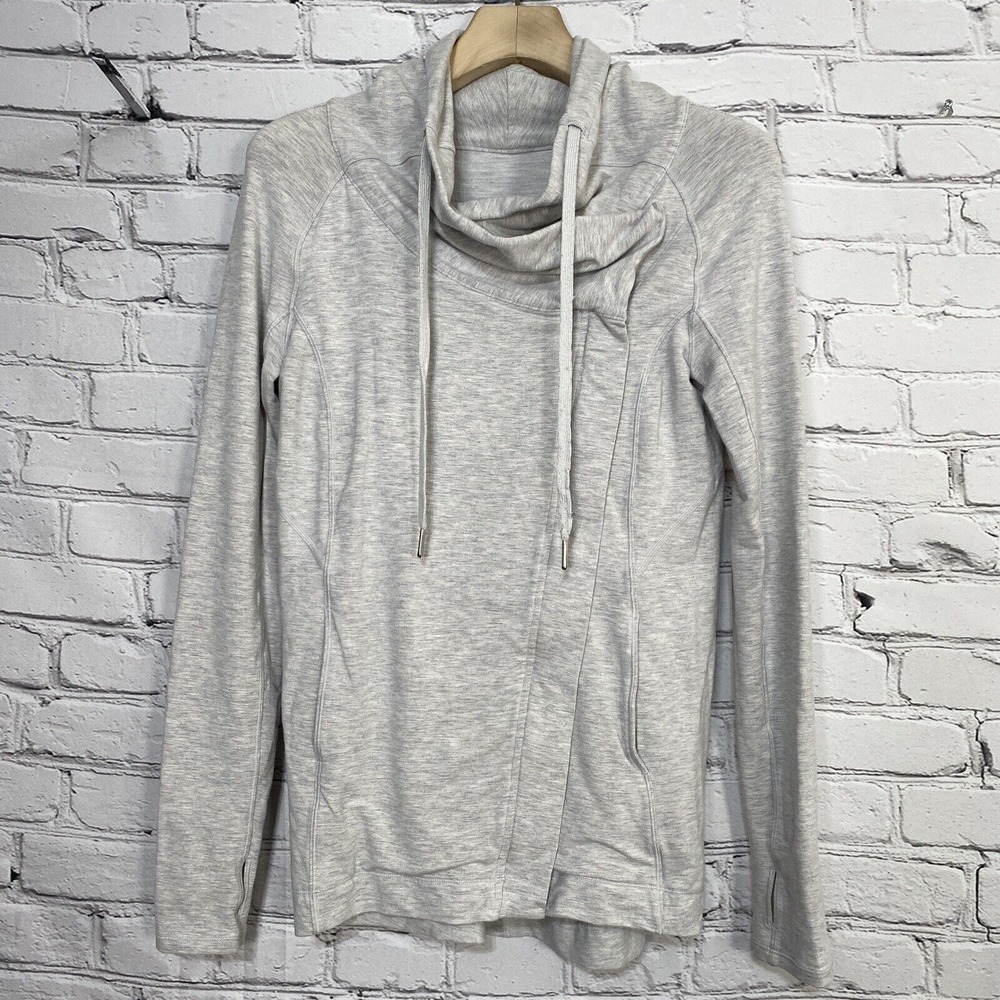 Lululemon Coast Easy Wrap Jacket Size 2 Heathered‎ Core Ultra Light Gray Cocoon